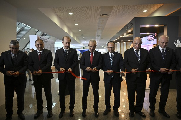 Foto - Türkiye akıllı ulaşım sistemlerini yaygınlaştırıyor! 2035'te her iki araçtan biri elektrikli olacak!