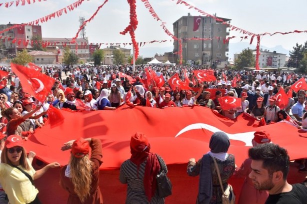 Foto - Türkiye aleyhindeki propagandayla kararlı mücadele! AK Parti'den terörle mücadelede 10 maddelik yol haritası