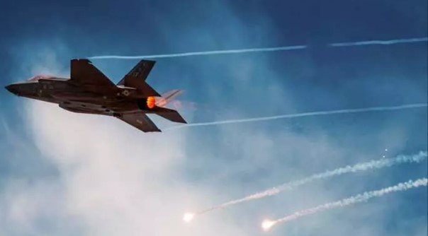 Foto - Türkiye almak üzere! Hangisi daha güçlü? F-16 mı yoksa Eurofighter mı?