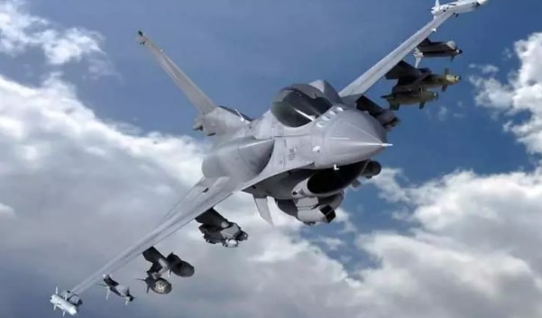 Foto - Türkiye almak üzere! Hangisi daha güçlü? F-16 mı yoksa Eurofighter mı?