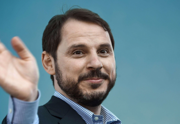 Foto - Türkiye Aslı Baykal’ın sözlerini konuşuyor! "Herkes Berat Albayrak’a teşekkür etmeli"