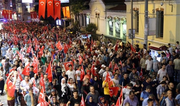 Foto - Türkiye Başkan'dan gelecek ikinci bir emre kadar meydanlarda!
