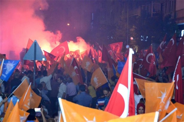 Foto - Türkiye Başkan'dan gelecek ikinci bir emre kadar meydanlarda!