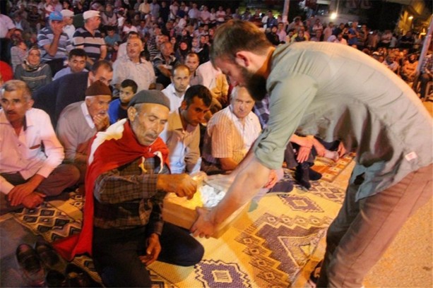 Foto - Türkiye Başkan'dan gelecek ikinci bir emre kadar meydanlarda!
