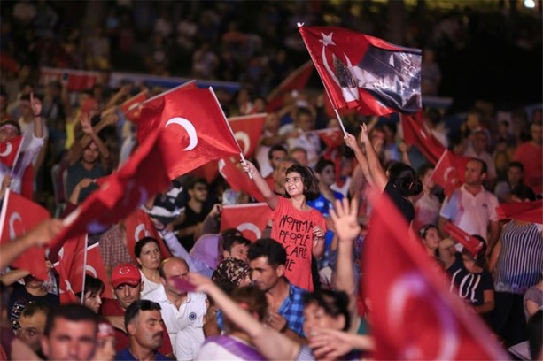 Foto - Türkiye Başkan'dan gelecek ikinci bir emre kadar meydanlarda!