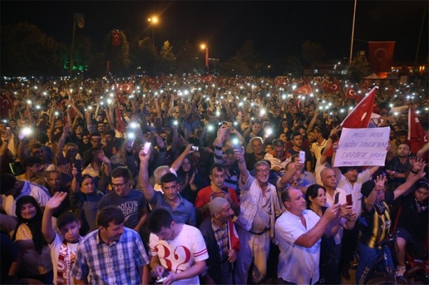 Foto - Türkiye Başkan'dan gelecek ikinci bir emre kadar meydanlarda!