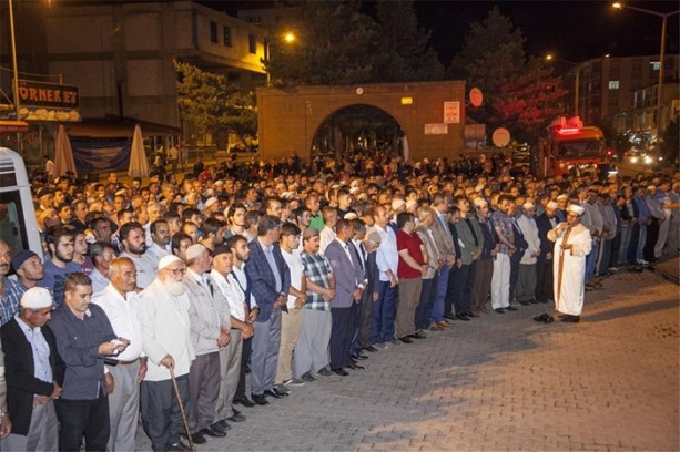 Foto - Türkiye Başkan'dan gelecek ikinci bir emre kadar meydanlarda!