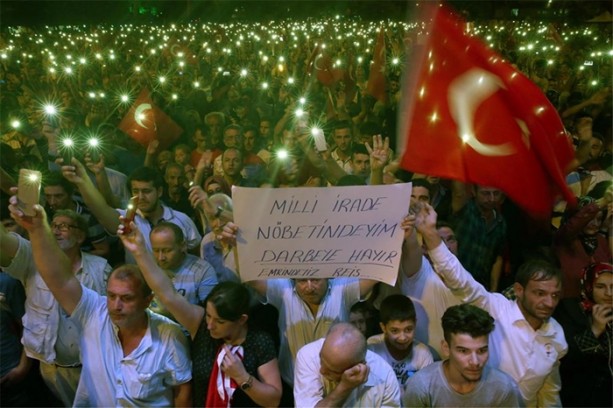 Foto - Türkiye Başkan'dan gelecek ikinci bir emre kadar meydanlarda!