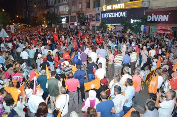 Foto - Türkiye Başkan'dan gelecek ikinci bir emre kadar meydanlarda!