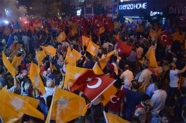 Foto - Türkiye Başkan'dan gelecek ikinci bir emre kadar meydanlarda!