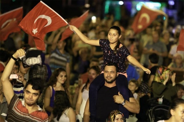 Foto - Türkiye Başkan'dan gelecek ikinci bir emre kadar meydanlarda!