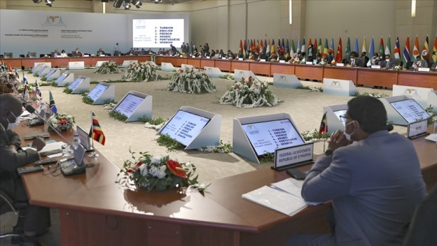 Foto - Türkiye bir ülkede daha kaybedilen savaşı tersine çevirdi! Dünya Türkiye'nin desteğini konuşuyor