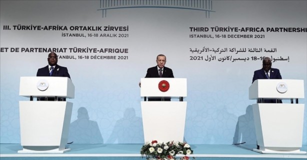 Foto - Türkiye bir ülkede daha kaybedilen savaşı tersine çevirdi! Dünya Türkiye'nin desteğini konuşuyor