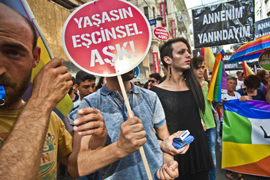 Foto - Türkiye bu rezillikten kurtuldu! Madde madde İstanbul Sözleşmesi'nin zararları
