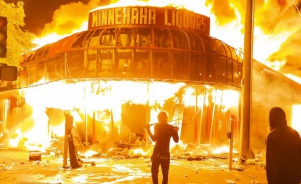 Foto - Türkiye çok kez uyarmıştı! Trump olaylar patlak verince 'terör örgütü' ilan etti