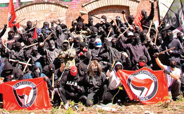 Foto - Türkiye çok kez uyarmıştı! Trump olaylar patlak verince 'terör örgütü' ilan etti