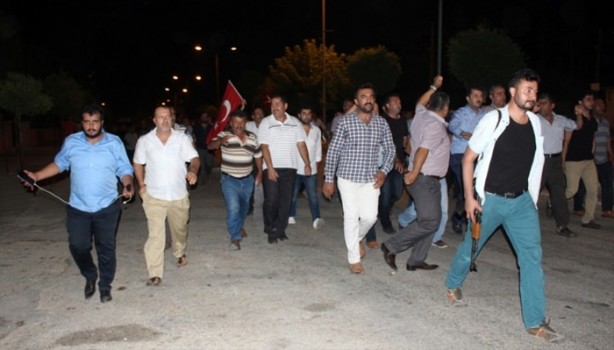 Foto - Türkiye darbeye karşı durdu!