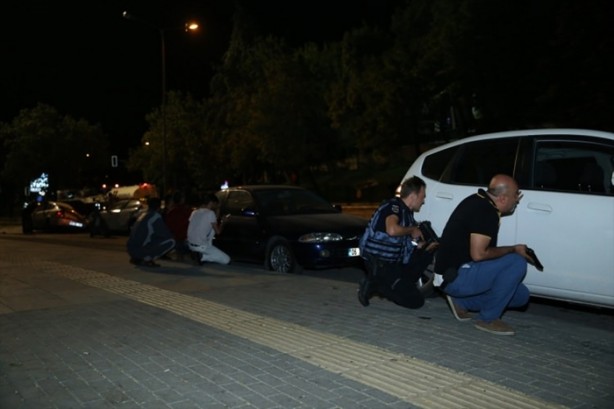 Foto - Türkiye darbeye karşı durdu!