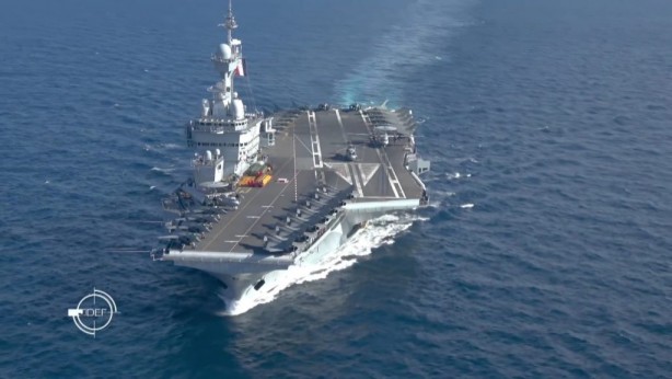 Foto - Türkiye'ye karşı sinsi adım! İşgal hazırlıkları mı? 2 Avrupa ülkesi Yunanistan'a dünyanın en büyük savaş gemilerini yolladı