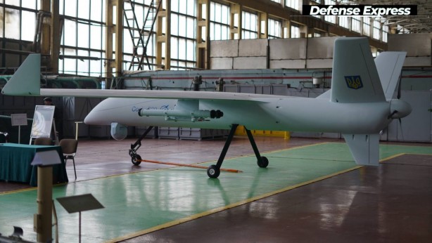 Foto - Türkiye destek vermişti! Yeni SİHA'larını görücüye çıkardılar