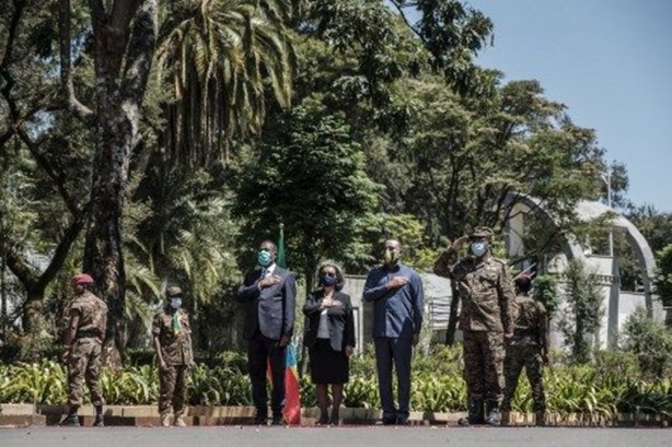 Foto - Türkiye diğer bölgeler gibi oranın da istikrarını destekliyordu! İç savaşa mı gidiyorlar?