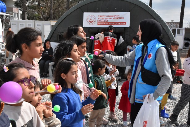 Foto - Türkiye Diyanet Vakfı gönüllere dokunmaya devam ediyor...