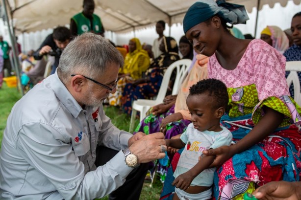 Foto - Türkiye Diyanet Vakfı’ndan 40 milyondan fazla kişiye yardım