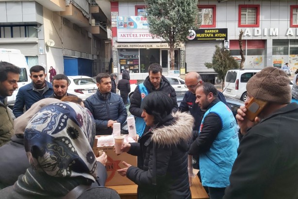 Foto - Türkiye Diyanet Vakfı’ndan deprem bölgelerine destek artarak devam ediyor