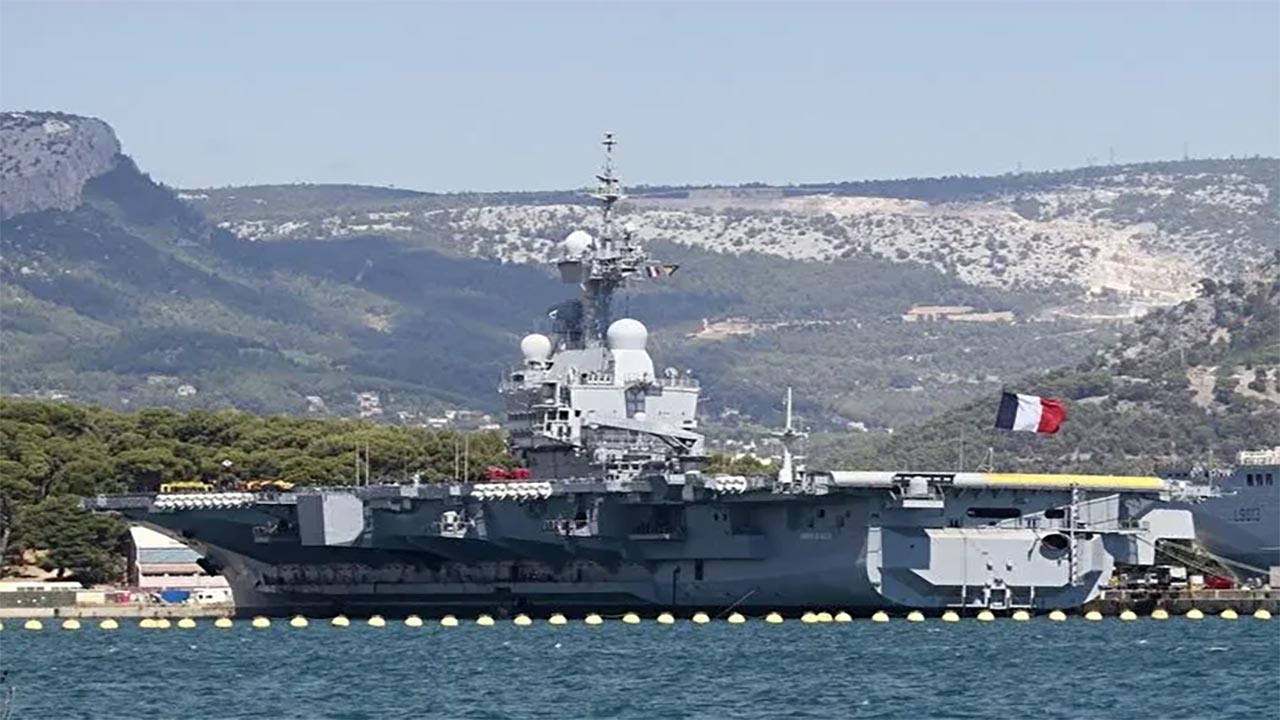 Foto - Türkiye donanması TCG ANADOLU ile göz doldurdu! İşte 2025’in en güçlü deniz kuvvetleri