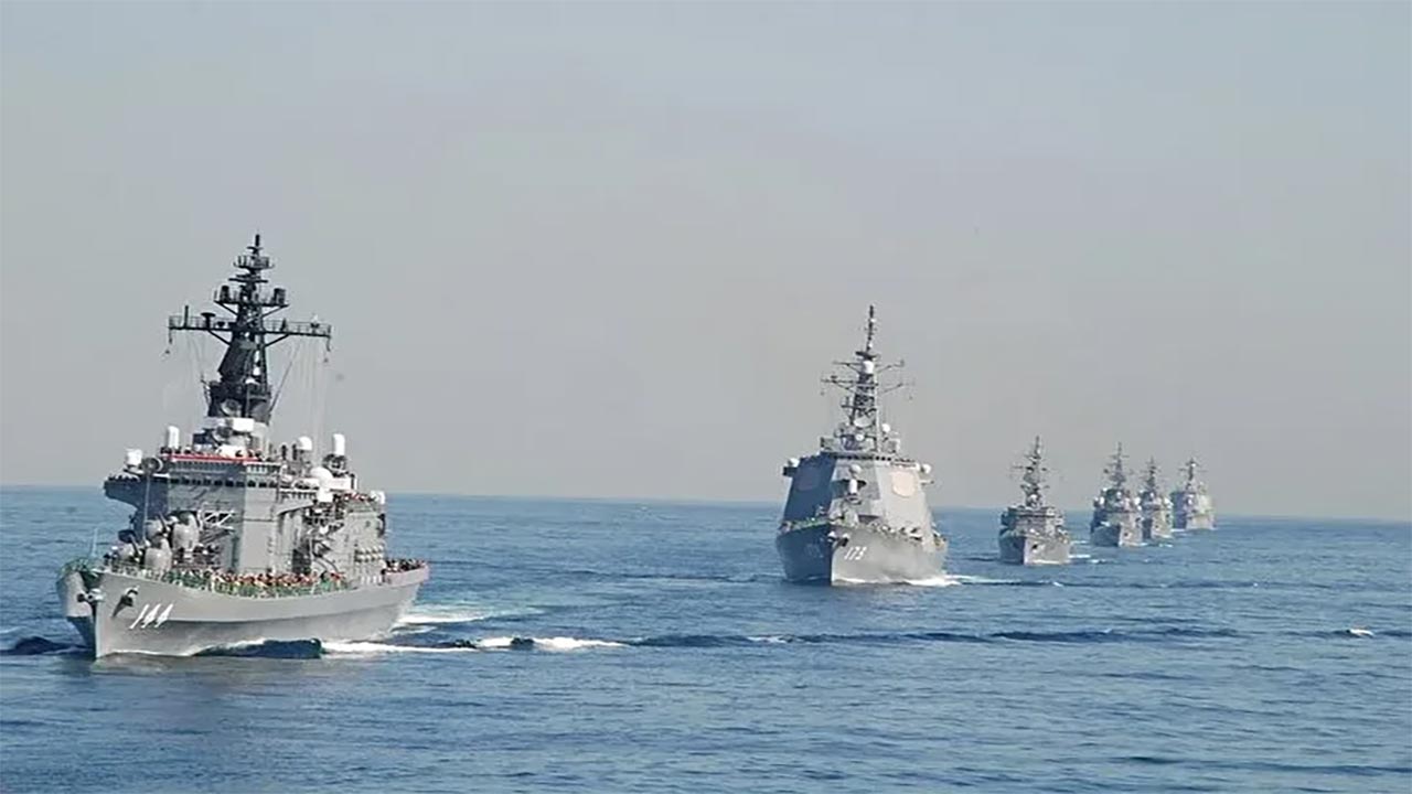 Foto - Türkiye donanması TCG ANADOLU ile göz doldurdu! İşte 2025’in en güçlü deniz kuvvetleri