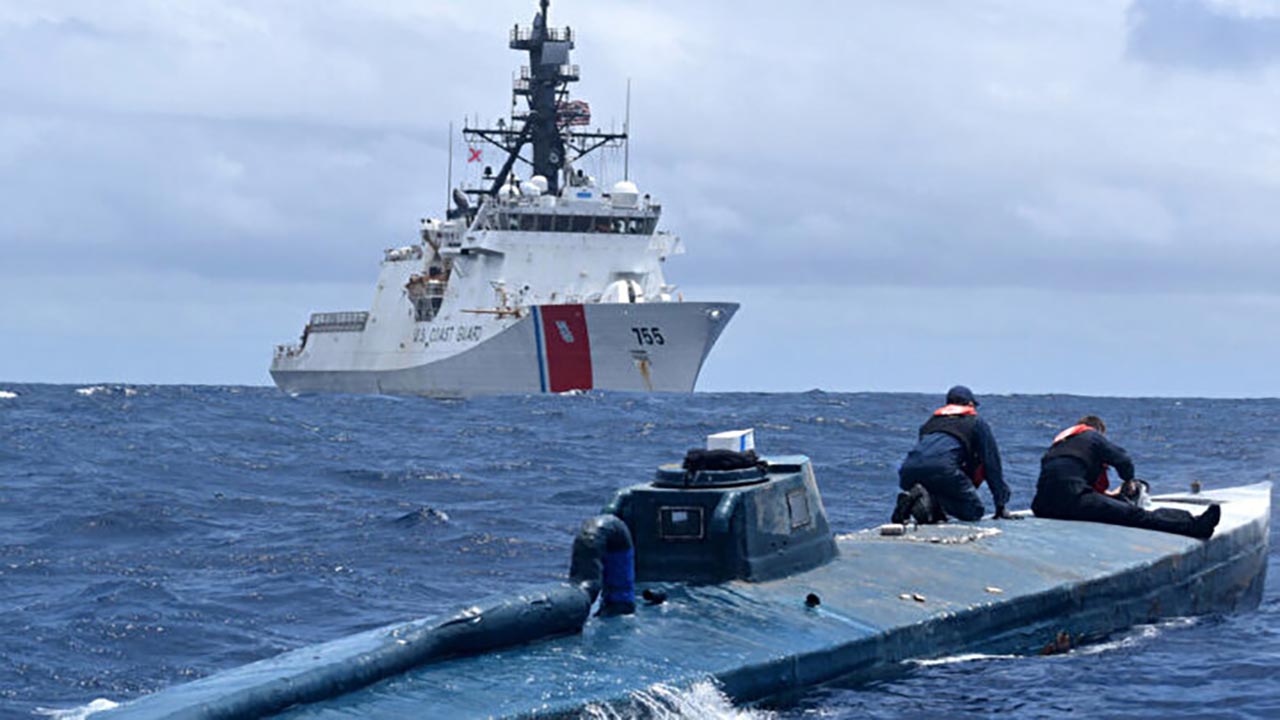 Foto - Türkiye donanması TCG ANADOLU ile göz doldurdu! İşte 2025’in en güçlü deniz kuvvetleri