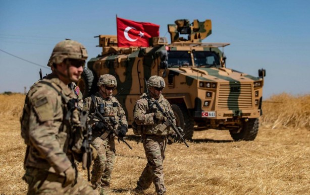 Foto - Türkiye düşmanı kör edecek silahını sınır hattına gönderiyor! İşte ABD şimdi yandı