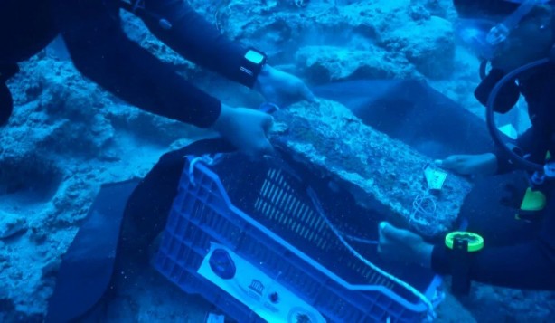 Foto - Türkiye duyurdu: 25 kiloluk bakır külçe Antalya'da çıkarıldı! Dünyanın en eski batığında bulundu! İşte detaylar