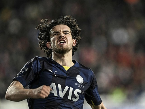 Foto - Türkiye duyurusu geldi... Fenerbahçe'nin biyonik adamı için artık zaman daralıyor!