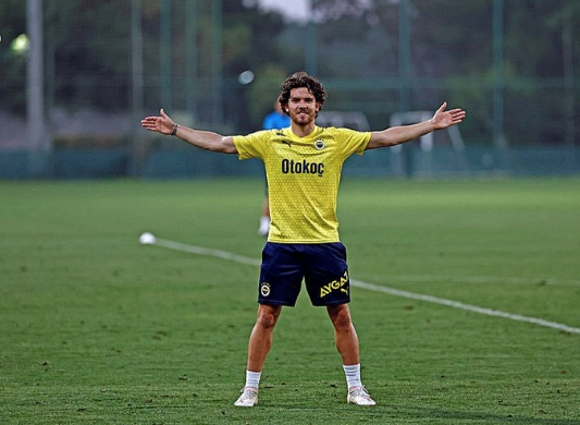 Foto - Türkiye duyurusu geldi... Fenerbahçe'nin biyonik adamı için artık zaman daralıyor!