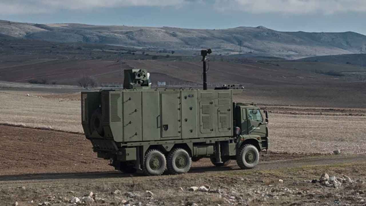 Foto - Türkiye elektromanyetik silahını çalıştırdı: İHA'lar paramparça oldu