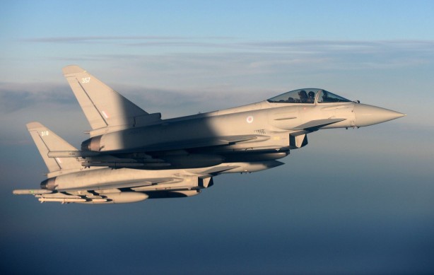 Foto - Türkiye F-16'lardan neden vazgeçti? Eurofighter savaş uçağının avantajları neler?