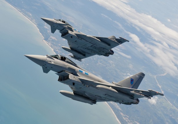 Foto - Türkiye F-16'lardan neden vazgeçti? Eurofighter savaş uçağının avantajları neler?