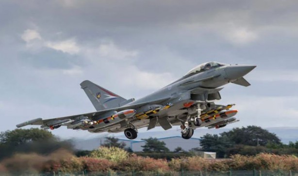 Foto - Türkiye F-16'lardan neden vazgeçti? Eurofighter savaş uçağının avantajları neler?