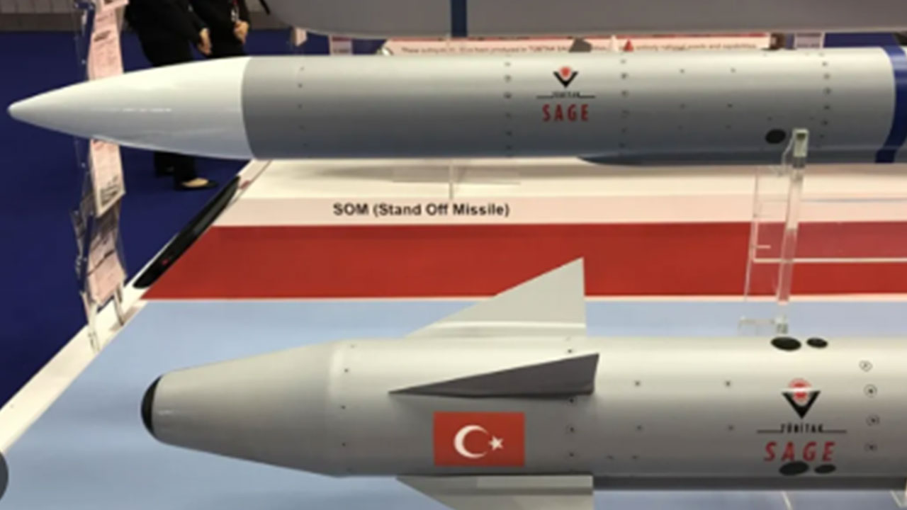 Foto - ''Türkiye füzeyi ateşledi! Acilen İHA almalıyız' diyerek duyurdular