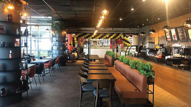 Foto - Türkiye genelinde 1200 şubesi bulunan ünlü kahve zincirinin iflası istendi! Hadise ile bağlantısı dikkat çekti