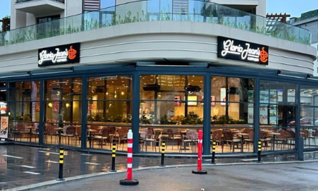 Foto - Türkiye genelinde 1200 şubesi bulunan ünlü kahve zincirinin iflası istendi! Hadise ile bağlantısı dikkat çekti