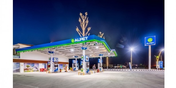 Foto - Türkiye genelinde 259 istasyonu bulunan Türk akaryakıt devi satıldı!