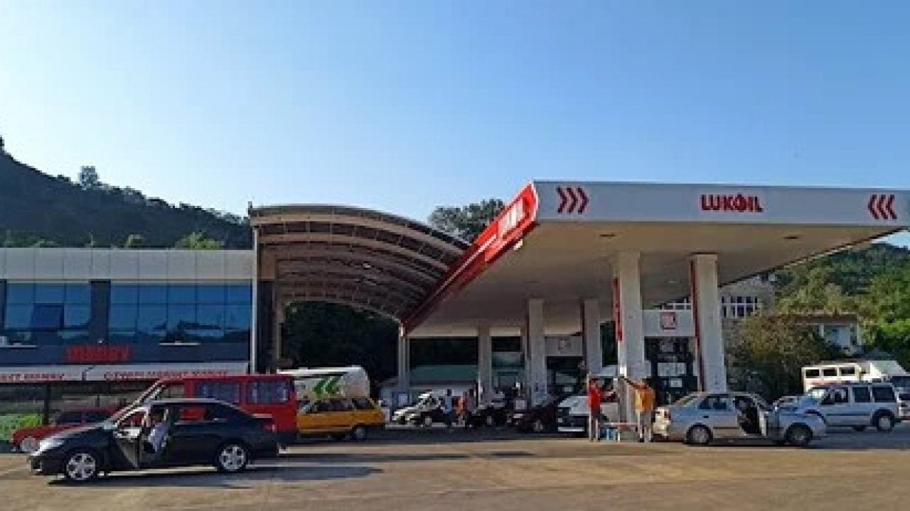 Foto - Türkiye genelinde 390 istasyonu bulunan akaryakıt devi satılıyor: Herkesin aklında aynı soru var