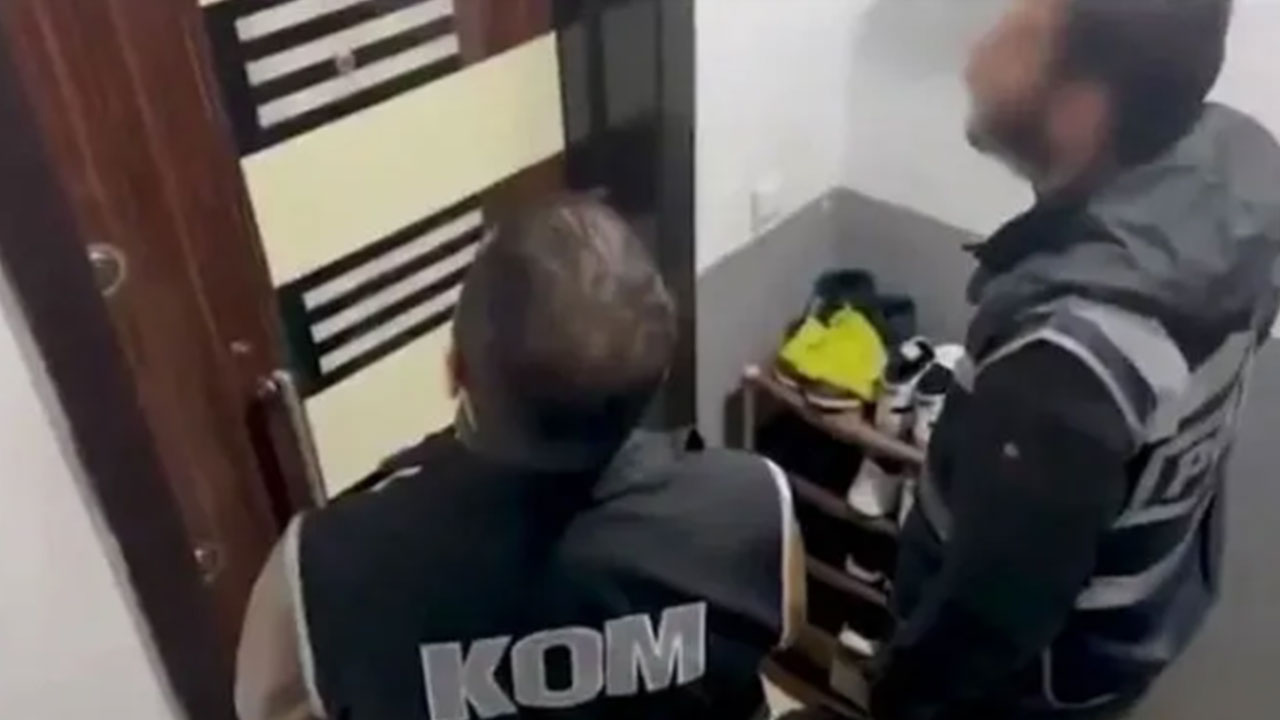 Foto - Türkiye genelinde yüzlerce şubesi olan ünlü dönerciye terör operasyonu! 350'den fazla kişi gözaltına alındı