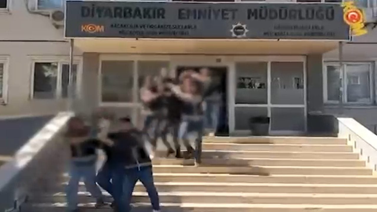 Foto - Türkiye güne dev operasyonla uyandı! 33 şüpheli için 14 ilde baskın