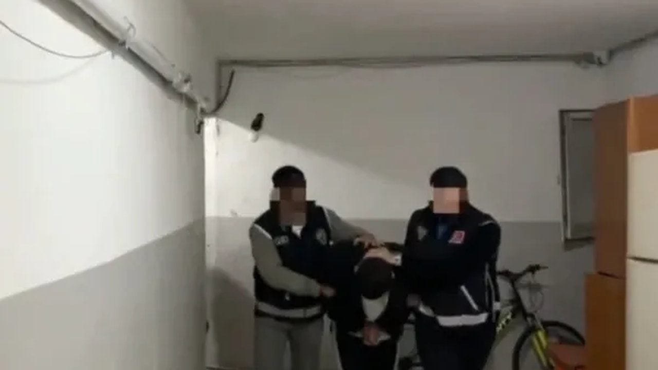 Foto - Türkiye güne dev operasyonla uyandı! Şafak baskınıyla "Arap Emrah"ın feleği şaştı