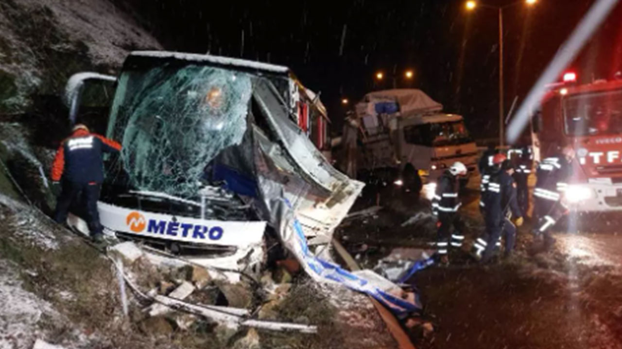 Foto - Türkiye güne Samsun'dan gelen kahreden haberle uyandı! Ölü ve yaralılar var