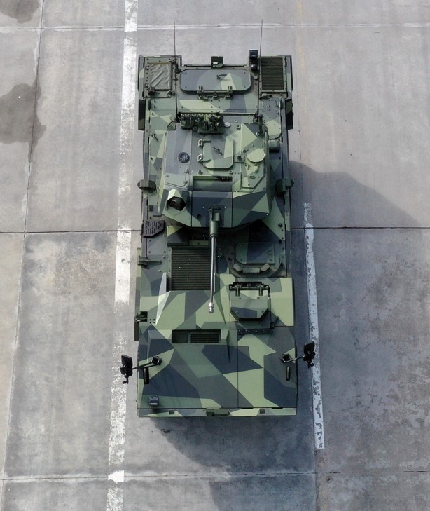 Foto - Türkiye için muhteşem gelişme! İlk kez görüntülenen yerli motorlu ilk 8x8 askeri aracı göreve hazır!