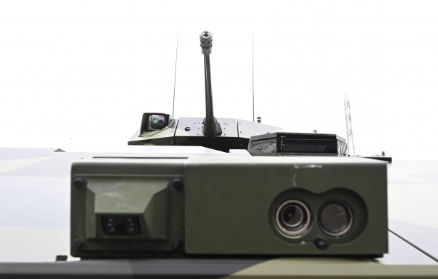 Foto - Türkiye için muhteşem gelişme! İlk kez görüntülenen yerli motorlu ilk 8x8 askeri aracı göreve hazır!